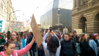photo/67734276-7cbd-4c18-b2a9-5e924062d37c-3