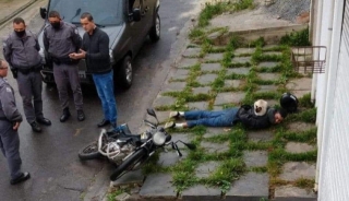photo/7f3952ec-5b57-43d2-87aa-8bd994249ee6-3