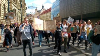 photo/f57c9b29-32f6-4e5f-8801-6672ad2adba5-3