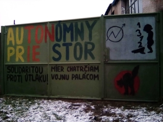 photo/ffe85d88-8dd5-4f57-b2e5-da890ecb38e4-3